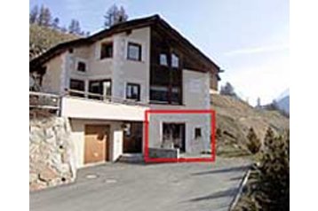 Šveice Privát Samedan, Eksterjers